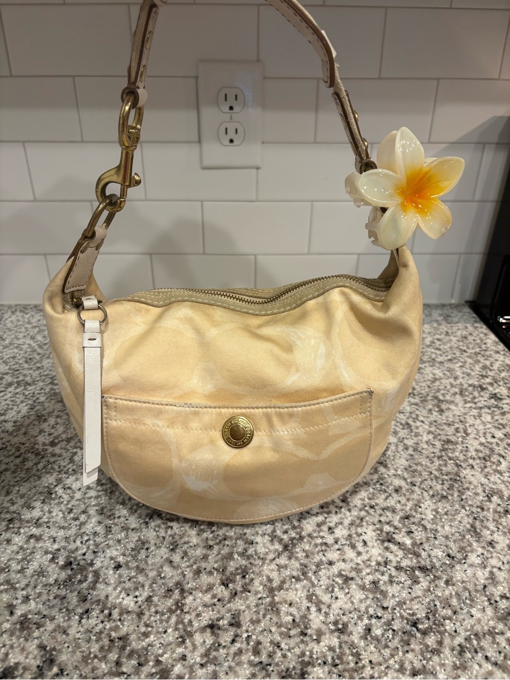 Coach Cream Floral-Print Shoulder Bag with Gold Hardware - Picture 2 of 7